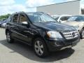 Black - ML 350 4Matic Photo No. 3