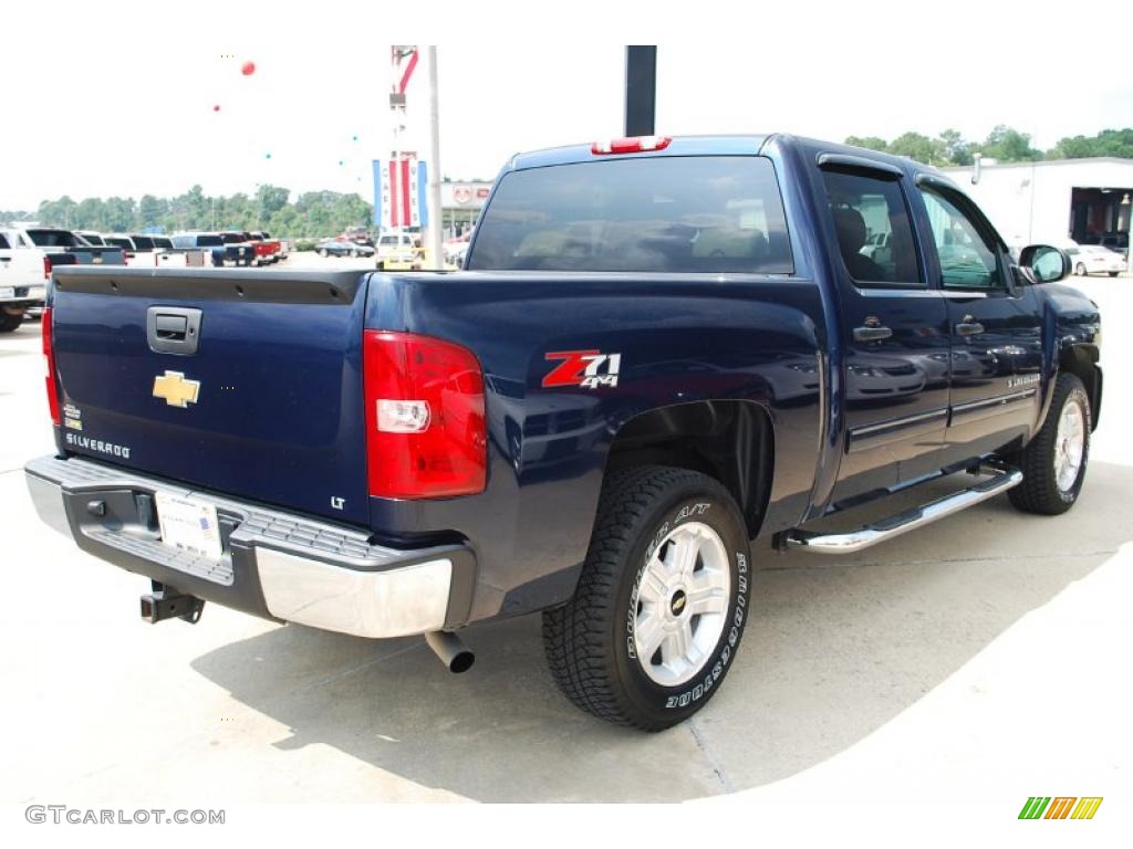 2009 Silverado 1500 LT Z71 Crew Cab 4x4 - Imperial Blue Metallic / Light Cashmere photo #9