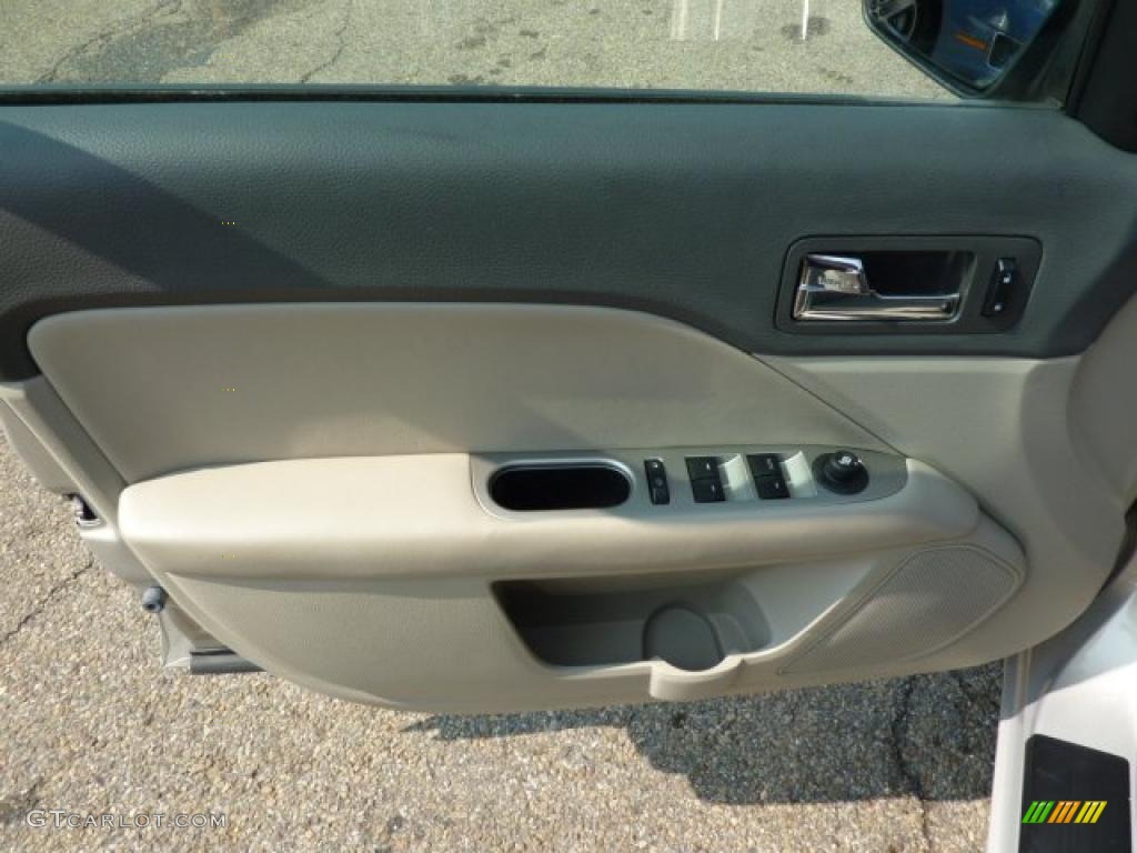 2010 Fusion SEL V6 - Brilliant Silver Metallic / Medium Light Stone photo #12