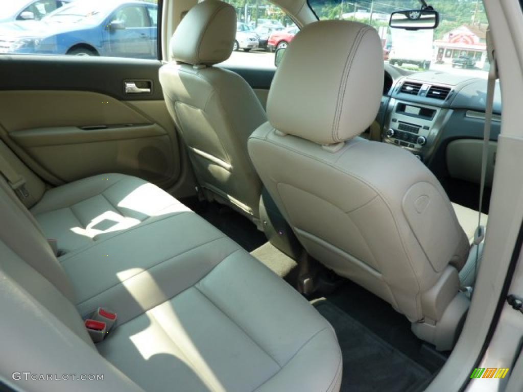 2010 Fusion SEL V6 - Brilliant Silver Metallic / Medium Light Stone photo #16