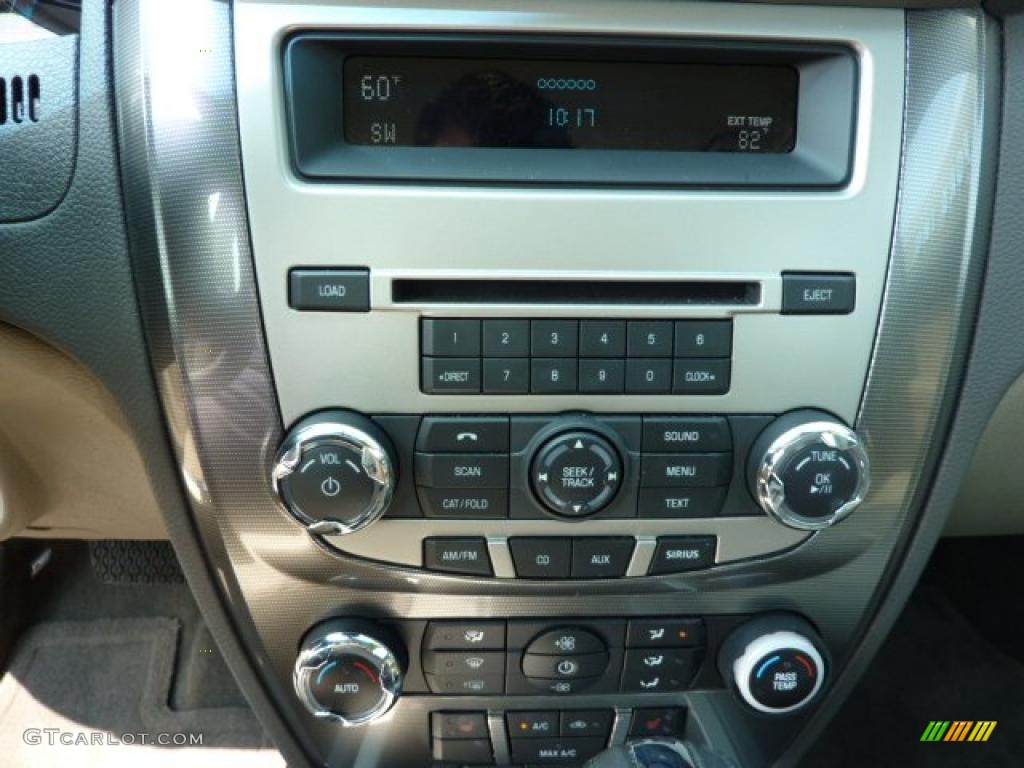 2010 Fusion SEL V6 - Brilliant Silver Metallic / Medium Light Stone photo #18