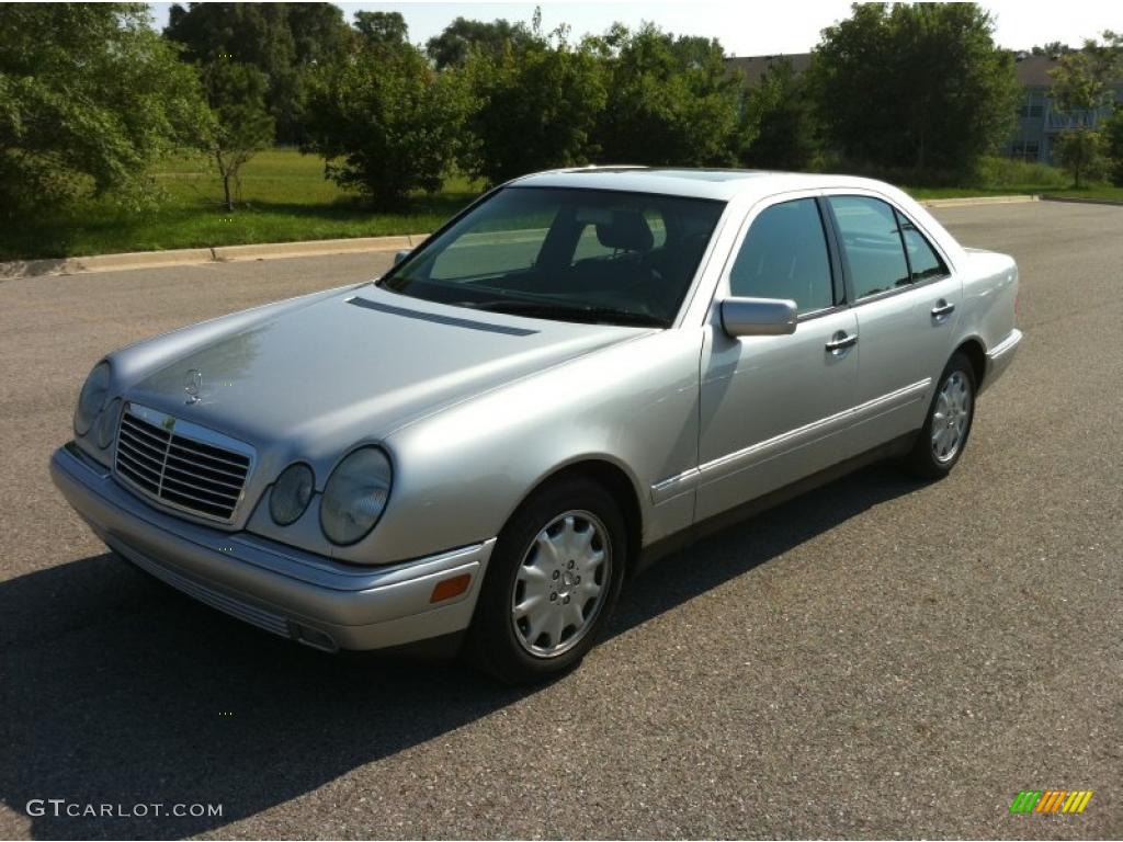 1999 E 320 Sedan - Smoke Silver Metallic / Grey photo #1