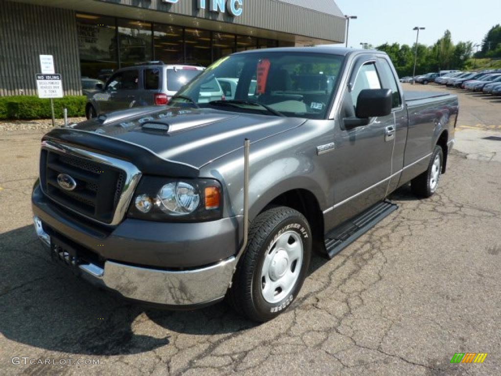 2004 F150 XL Regular Cab - Dark Shadow Grey Metallic / Dark Flint photo #8