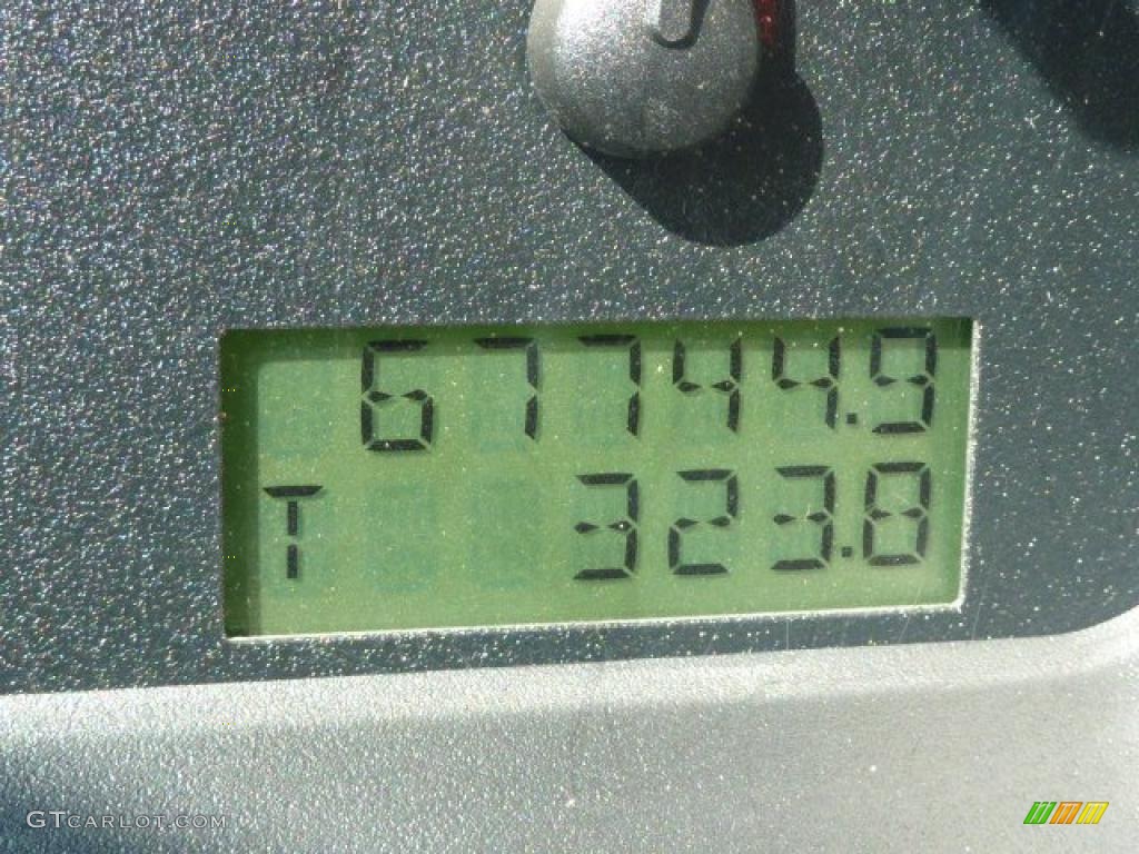 2004 F150 XL Regular Cab - Dark Shadow Grey Metallic / Dark Flint photo #20