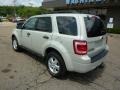 2009 White Suede Ford Escape XLT V6 4WD  photo #2