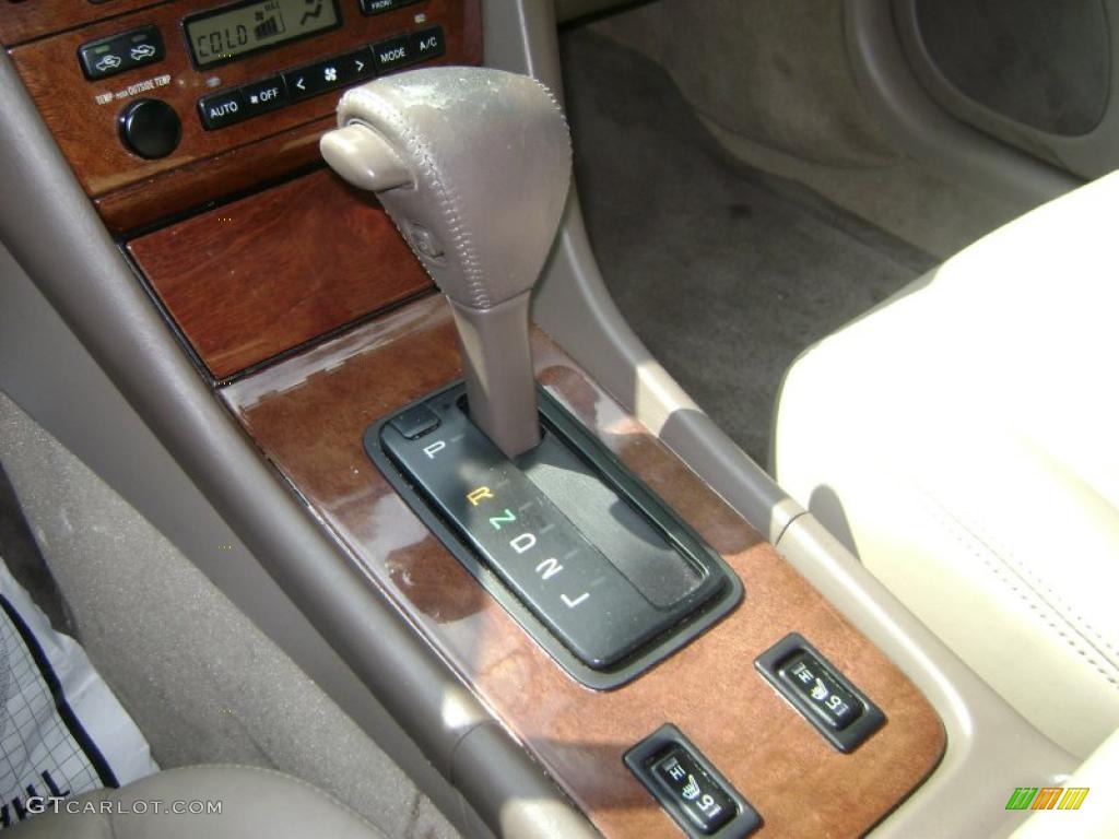 2001 ES 300 - Cashmere Beige Metallic / Ivory photo #18