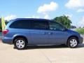 Marine Blue Pearl - Grand Caravan SXT Photo No. 11