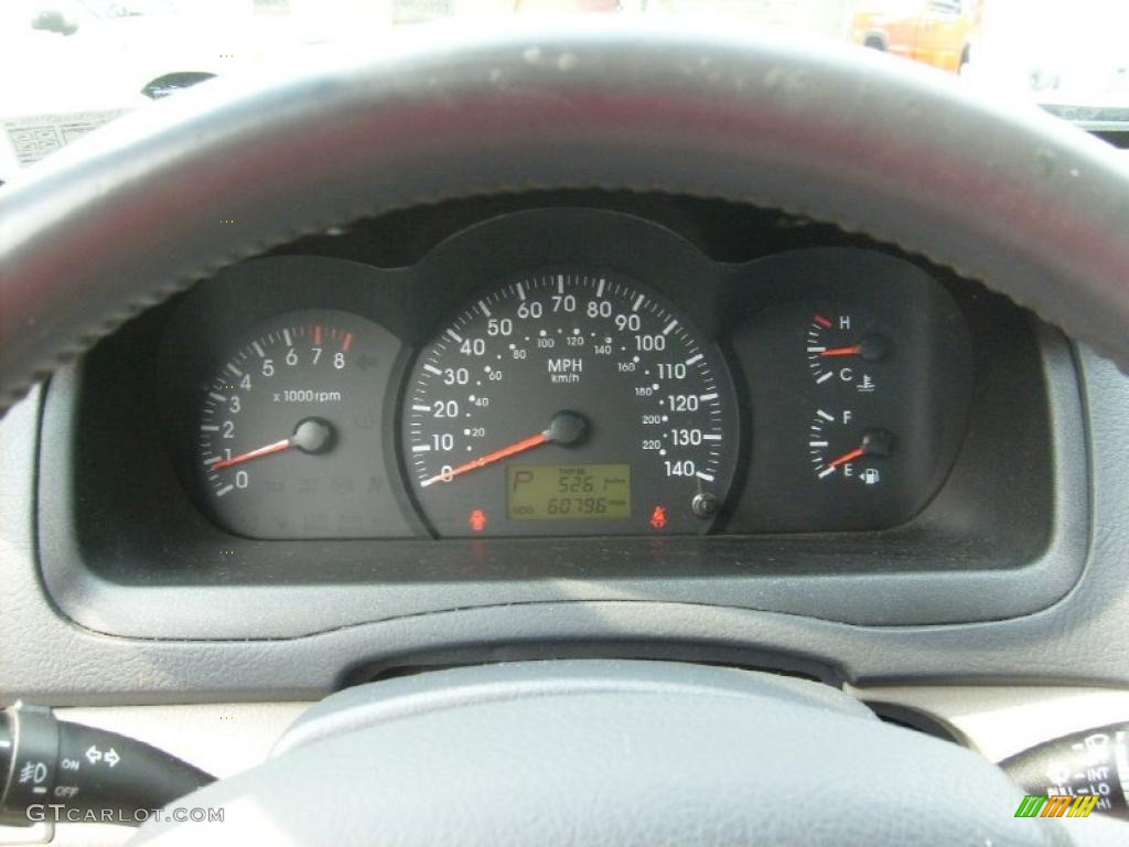 2005 Spectra 5 Wagon - Clear Silver / Gray photo #26