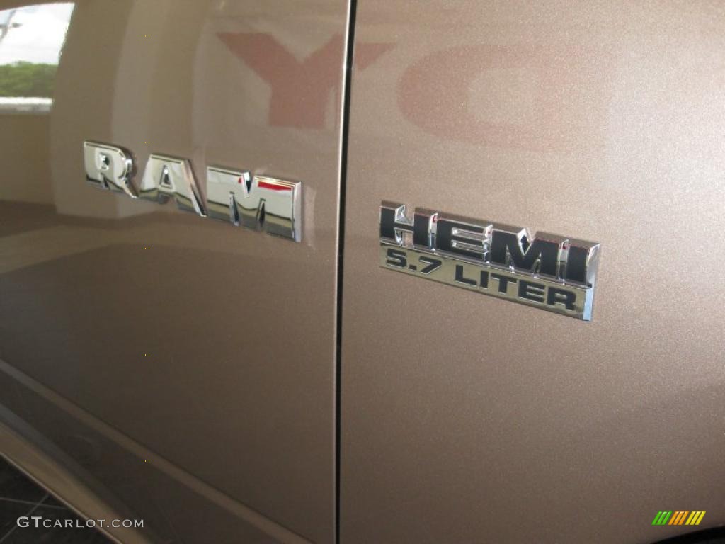 2010 Ram 1500 Big Horn Quad Cab - Austin Tan Pearl / Light Pebble Beige/Bark Brown photo #7