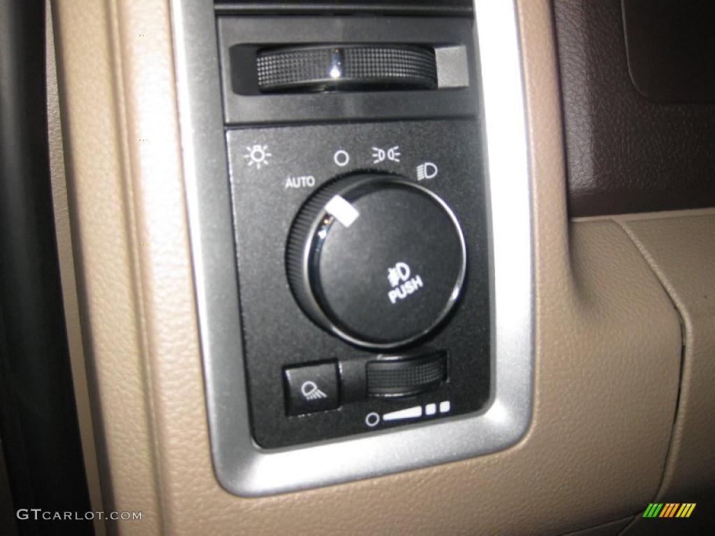2010 Ram 1500 Big Horn Crew Cab - Austin Tan Pearl / Light Pebble Beige/Bark Brown photo #30