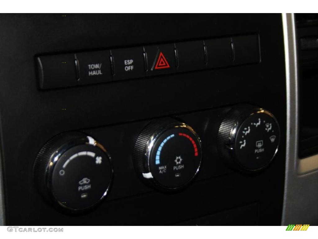 2010 Ram 1500 SLT Quad Cab 4x4 - Brilliant Black Crystal Pearl / Dark Slate/Medium Graystone photo #14