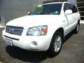 Super White - Highlander Hybrid Limited 4WD Photo No. 1
