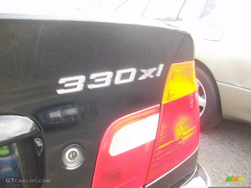 2001 3 Series 330xi Sedan - Jet Black / Sand photo #35