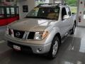 2007 Radiant Silver Nissan Frontier LE Crew Cab 4x4  photo #1