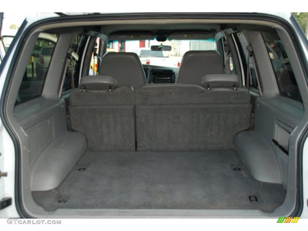 2000 Explorer XLT - Oxford White / Medium Graphite photo #22