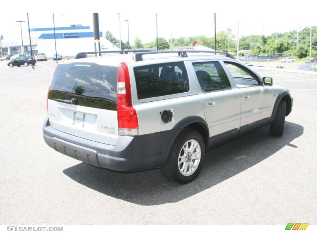 2002 V70 2.4T XC AWD Wagon - Silver Metallic / Graphite photo #5
