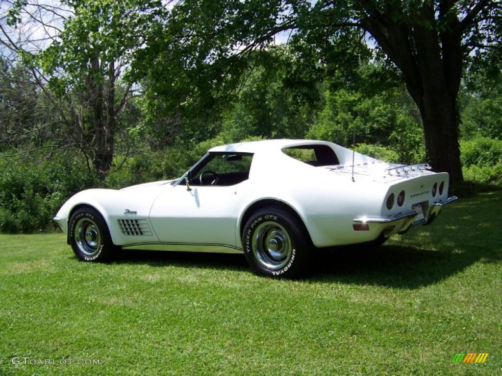 1972 Corvette Stingray Coupe - Classic White / Black photo #4