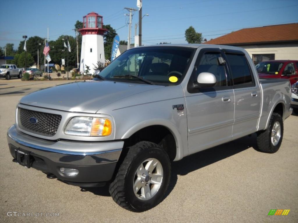 2003 F150 XLT SuperCrew 4x4 - Silver Metallic / Medium Graphite Grey photo #3
