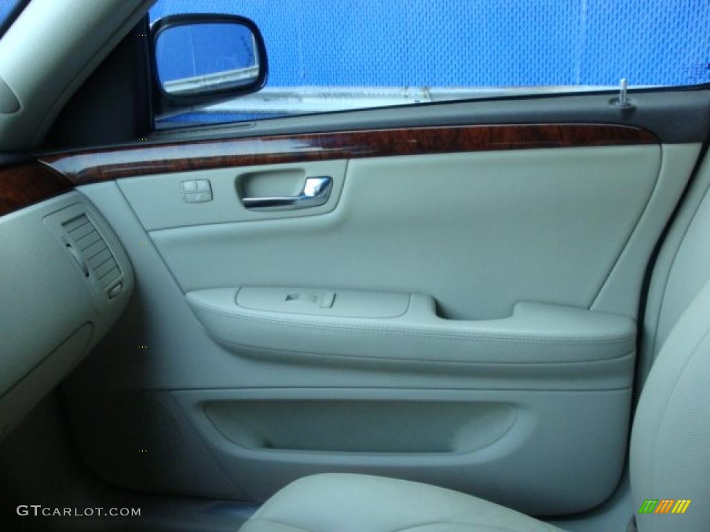 2007 DTS Sedan - Blue Chip / Cashmere photo #17