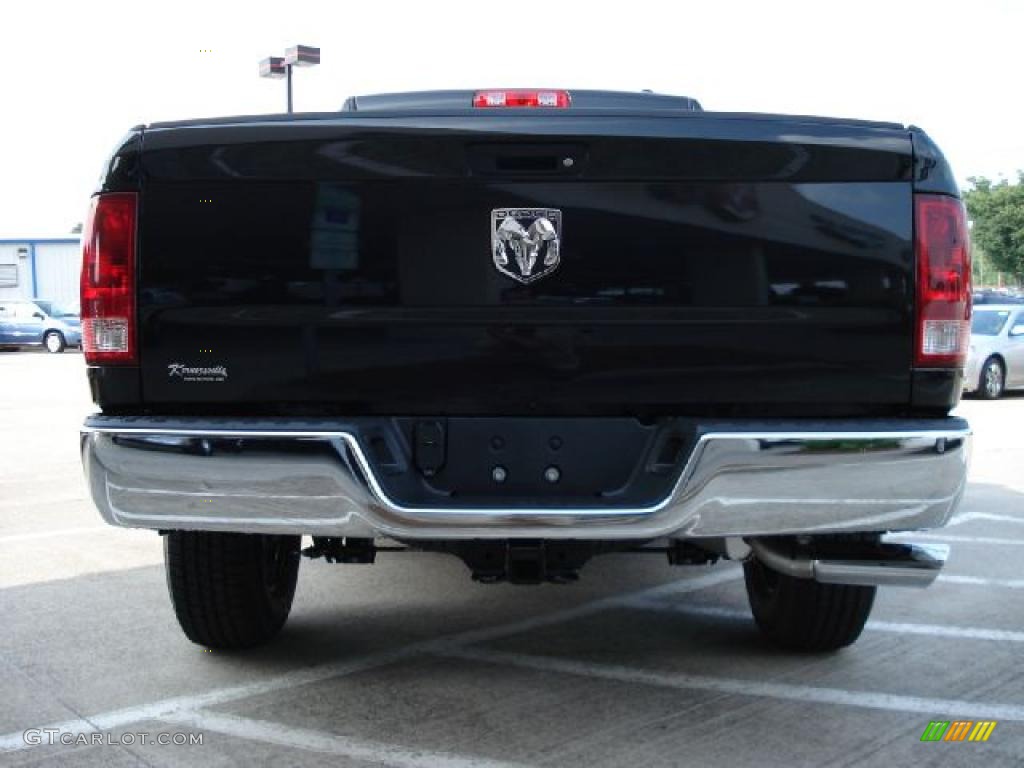 2010 Ram 1500 ST Quad Cab - Brilliant Black Crystal Pearl / Dark Slate/Medium Graystone photo #4