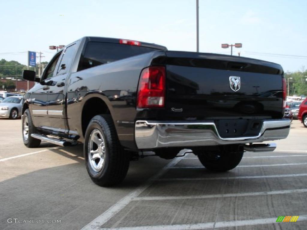 2010 Ram 1500 ST Quad Cab - Brilliant Black Crystal Pearl / Dark Slate/Medium Graystone photo #5