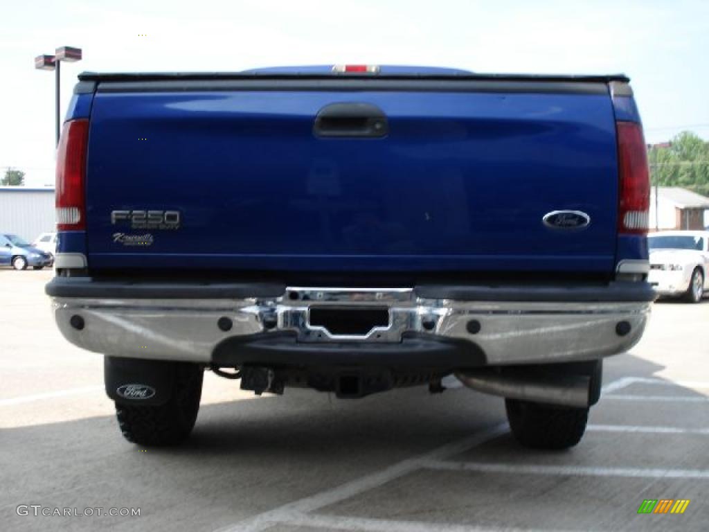 2003 F250 Super Duty Lariat Crew Cab 4x4 - Sonic Blue Metallic / Medium Flint Grey photo #4