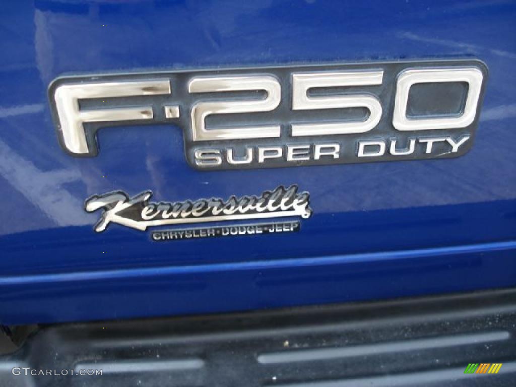 2003 F250 Super Duty Lariat Crew Cab 4x4 - Sonic Blue Metallic / Medium Flint Grey photo #38