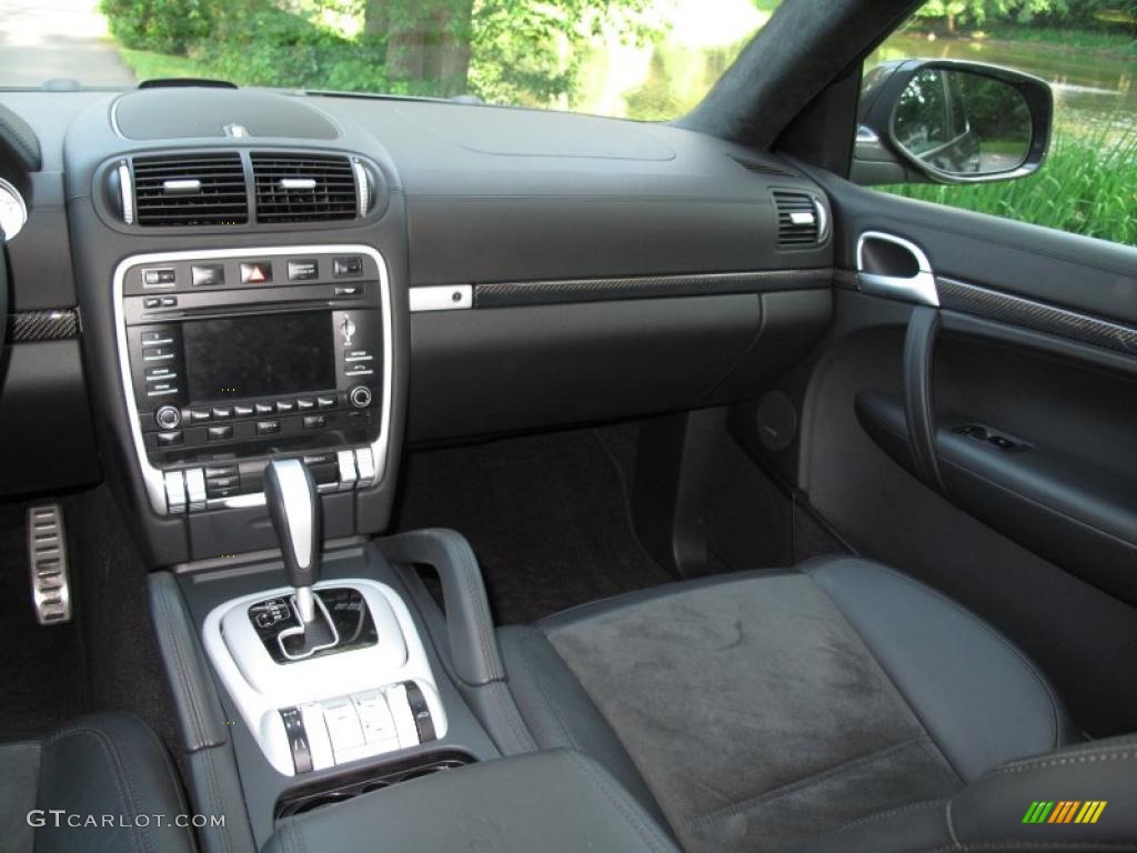 2009 Cayenne Turbo S - Lava Grey Metallic / Black w/Alcantara photo #19