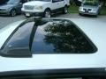 Super White - Camry LE Photo No. 20