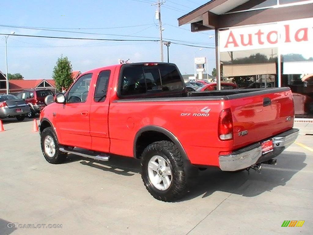 2002 F150 FX4 SuperCab 4x4 - Bright Red / Medium Graphite photo #11