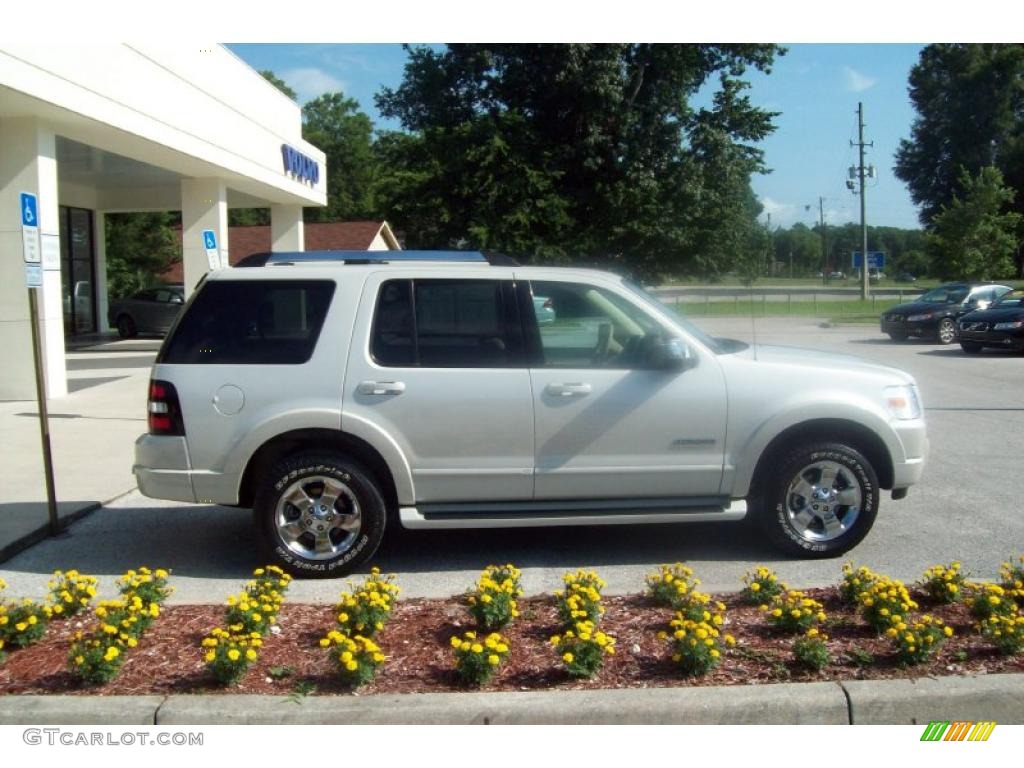 2006 Explorer Limited 4x4 - Cashmere Tri-Coat / Camel photo #8