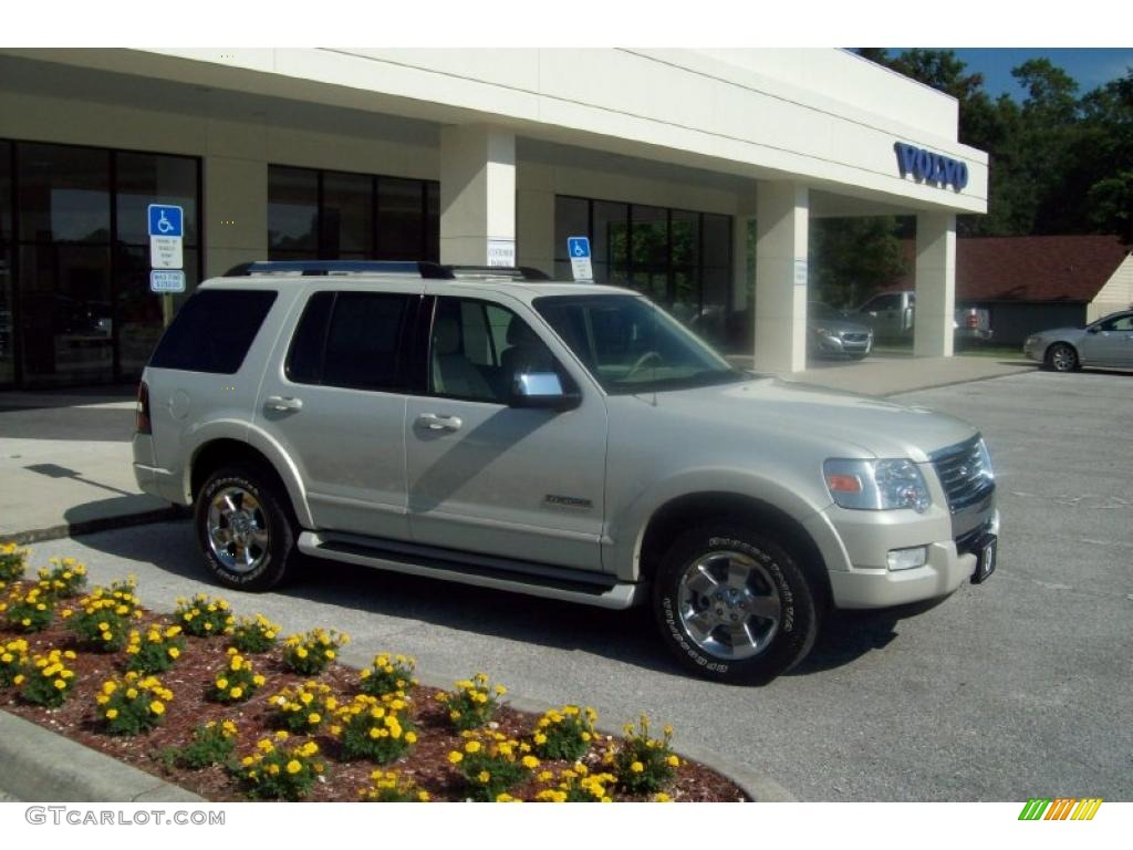 2006 Explorer Limited 4x4 - Cashmere Tri-Coat / Camel photo #9