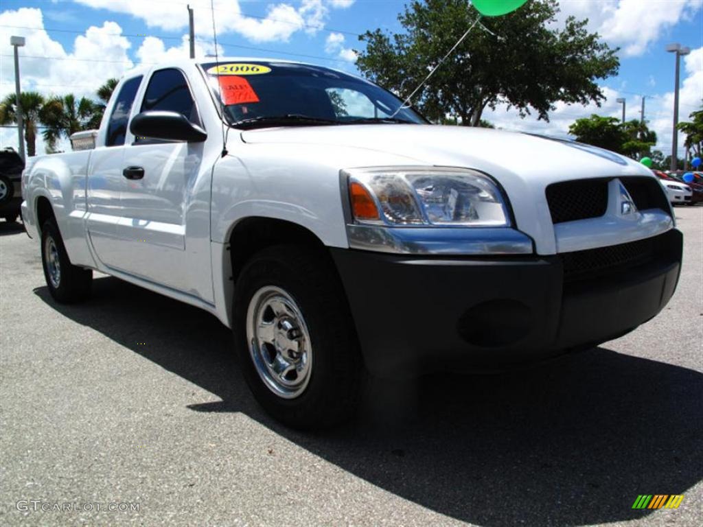 Arctic White Mitsubishi Raider