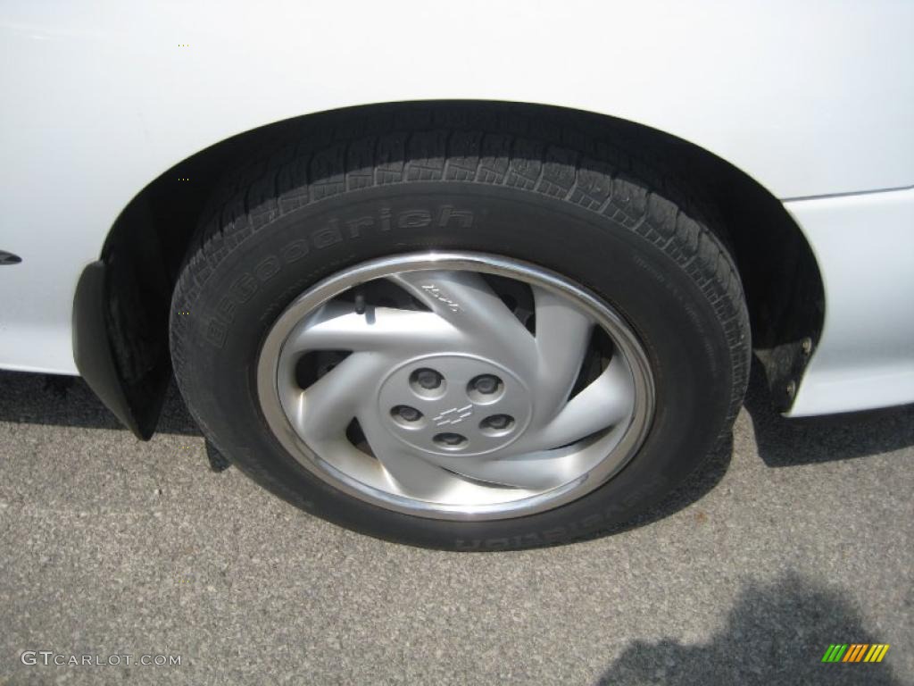 1999 Cavalier Coupe - Bright White / Graphite photo #6