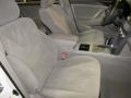 Super White - Camry SE Photo No. 11