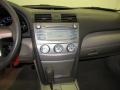 Super White - Camry SE Photo No. 17