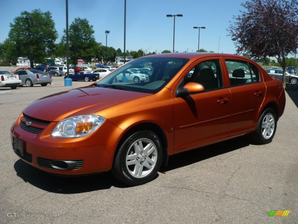 2006 Cobalt LT Sedan - Sunburst Orange Metallic / Gray photo #2