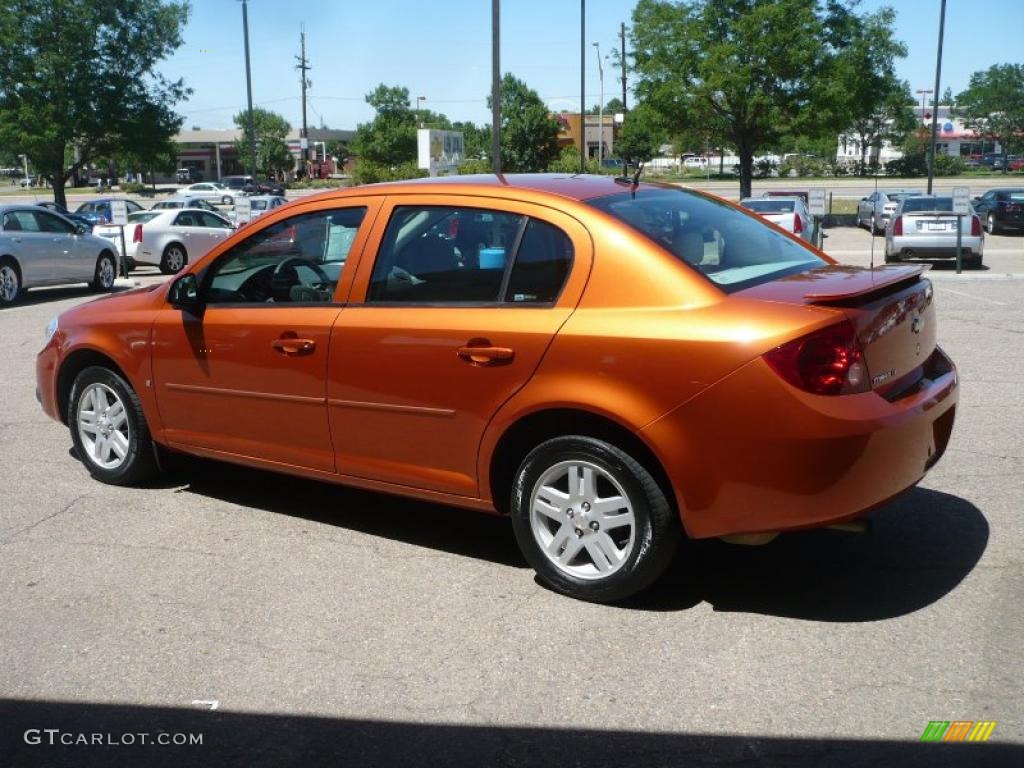 2006 Cobalt LT Sedan - Sunburst Orange Metallic / Gray photo #4