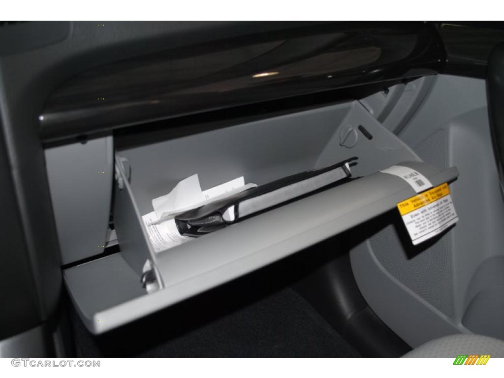 2011 Sorento LX AWD - Titanium Silver / Gray photo #42