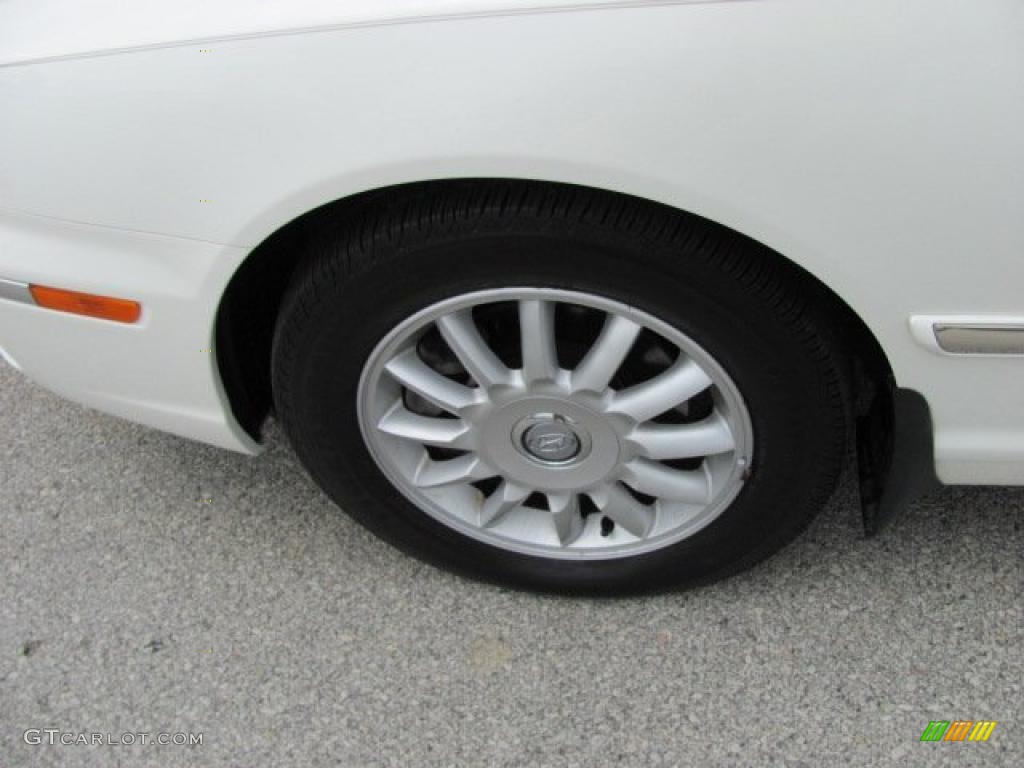 2005 XG350 L - Powder White Pearl / Beige photo #3
