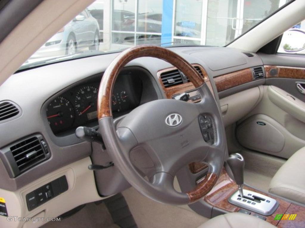 2005 XG350 L - Powder White Pearl / Beige photo #8