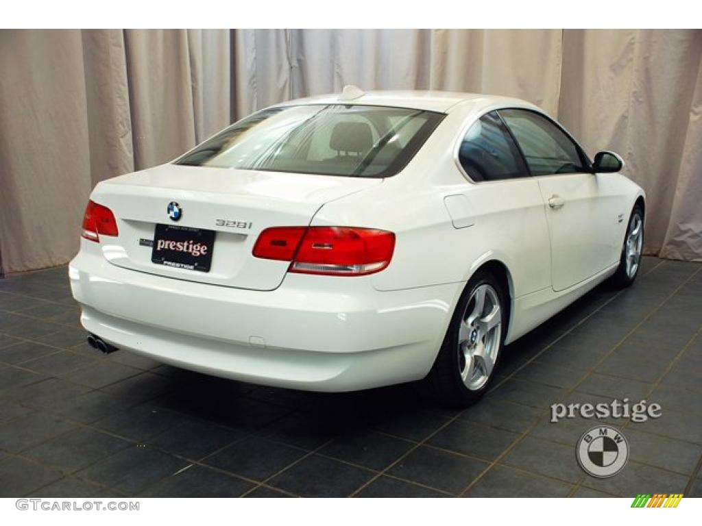 2009 3 Series 328xi Coupe - Alpine White / Black photo #2