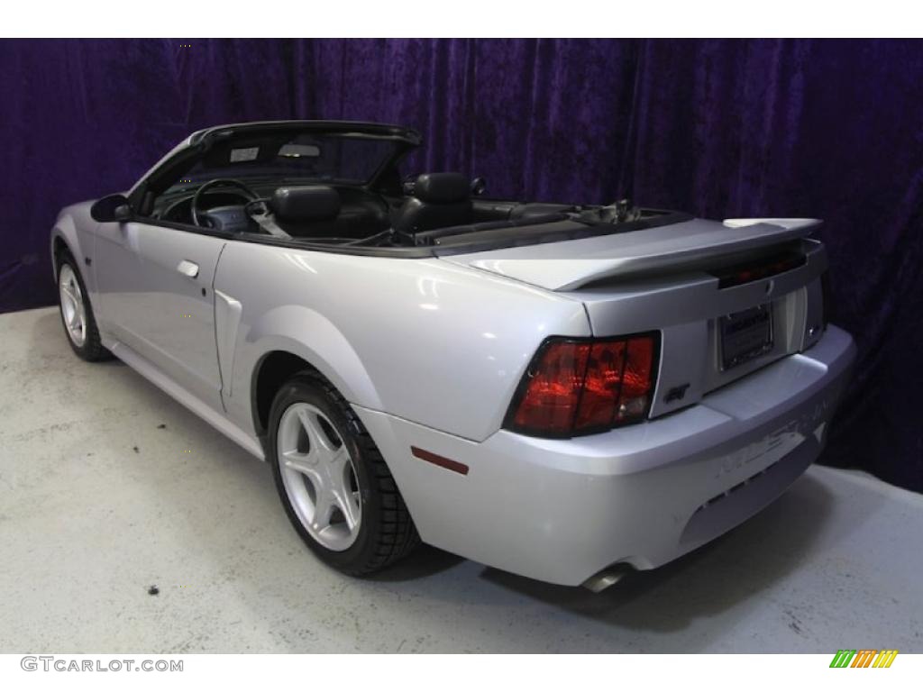 2000 Mustang GT Convertible - Silver Metallic / Dark Charcoal photo #4