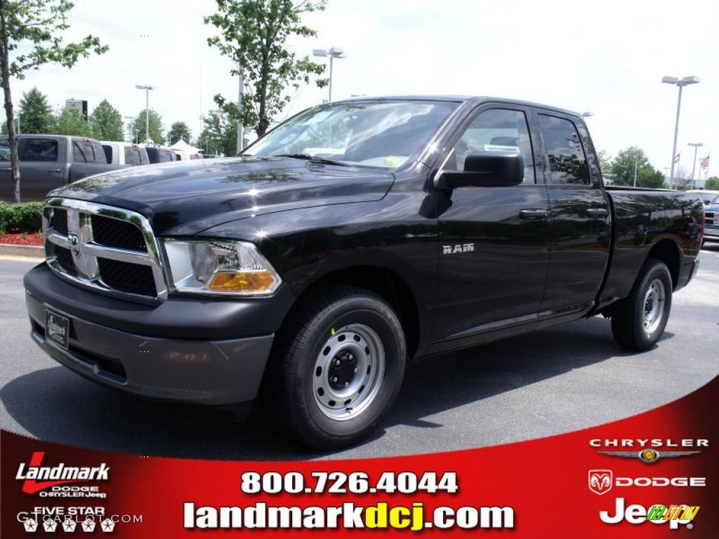 2010 Ram 1500 ST Quad Cab - Brilliant Black Crystal Pearl / Dark Slate/Medium Graystone photo #1