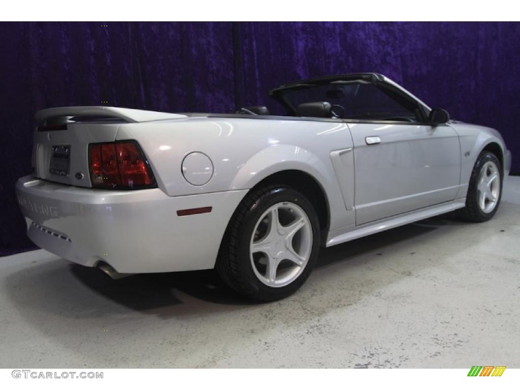 2000 Mustang GT Convertible - Silver Metallic / Dark Charcoal photo #29
