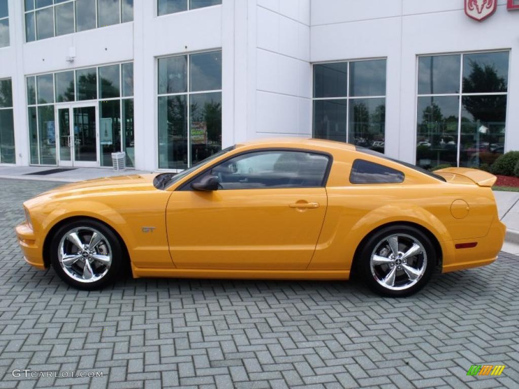2008 Mustang GT Premium Coupe - Grabber Orange / Dark Charcoal photo #2