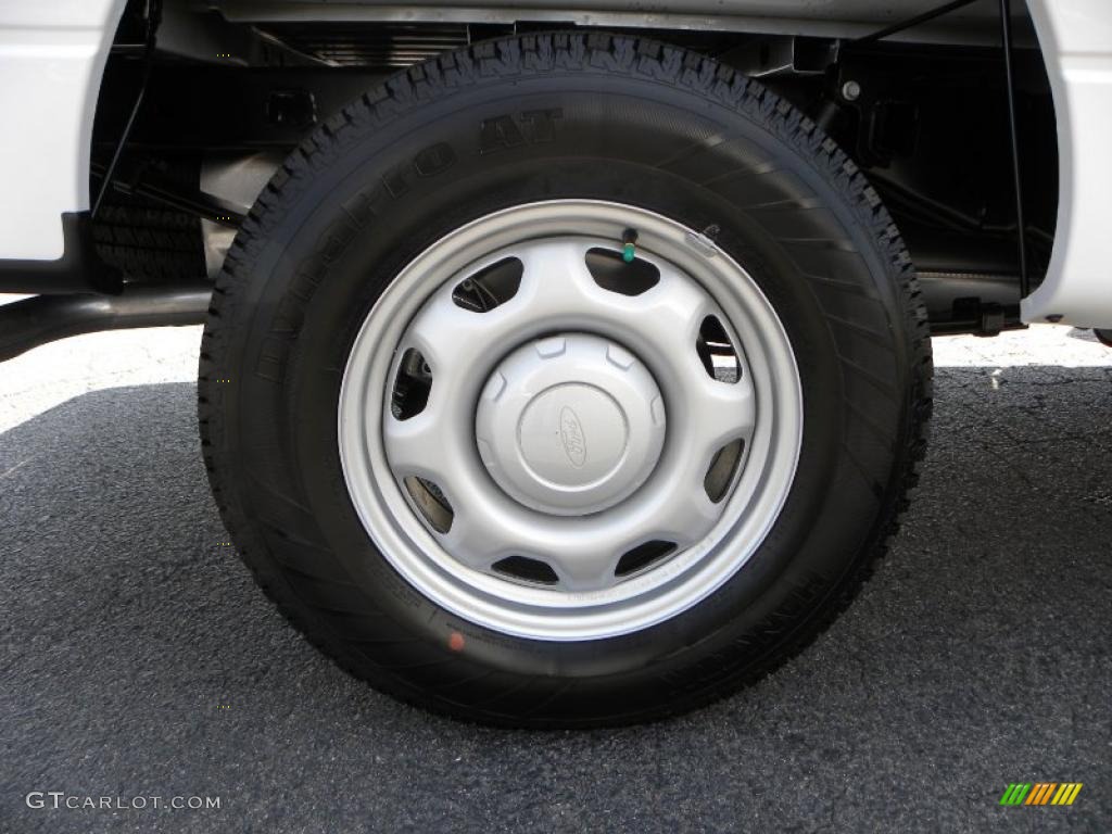 2010 F150 XL Regular Cab - Oxford White / Medium Stone photo #11