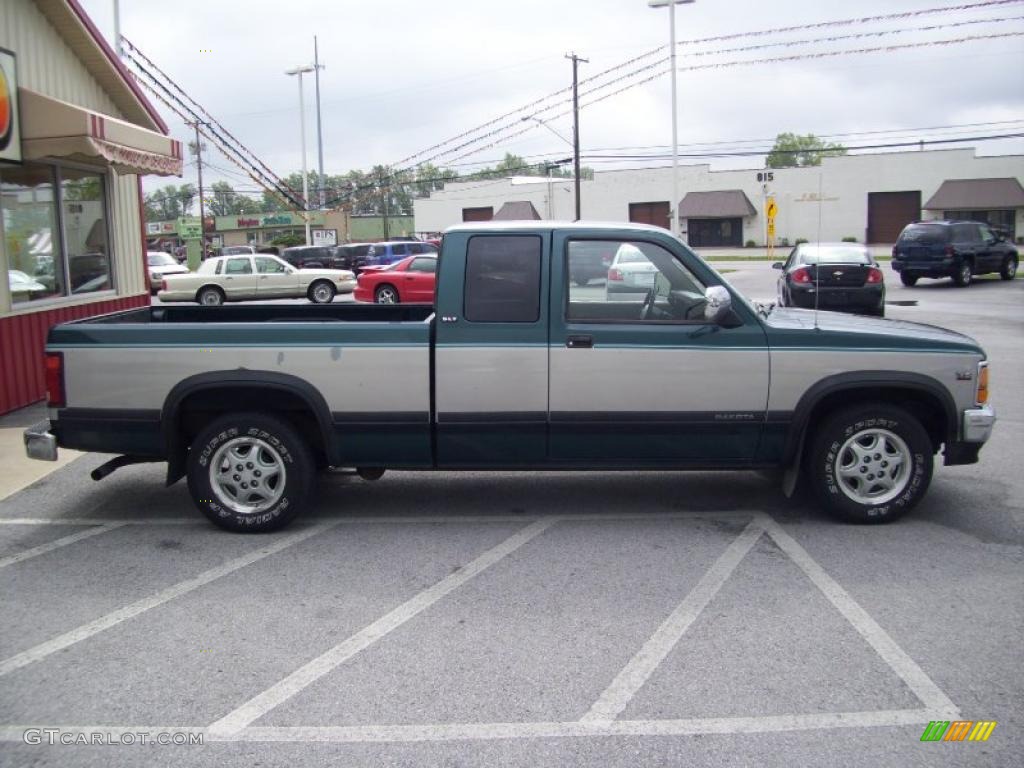 1995 Dakota SLT Extended Cab - Emerald Green Pearl / Beige photo #7