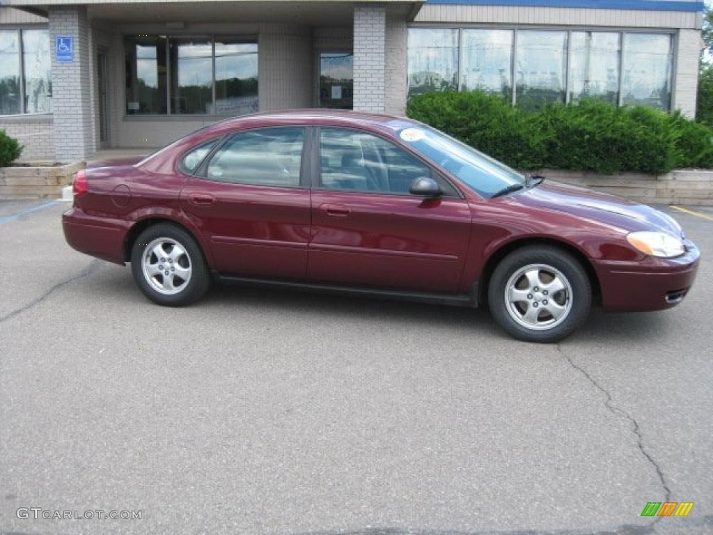 Merlot Metallic Ford Taurus