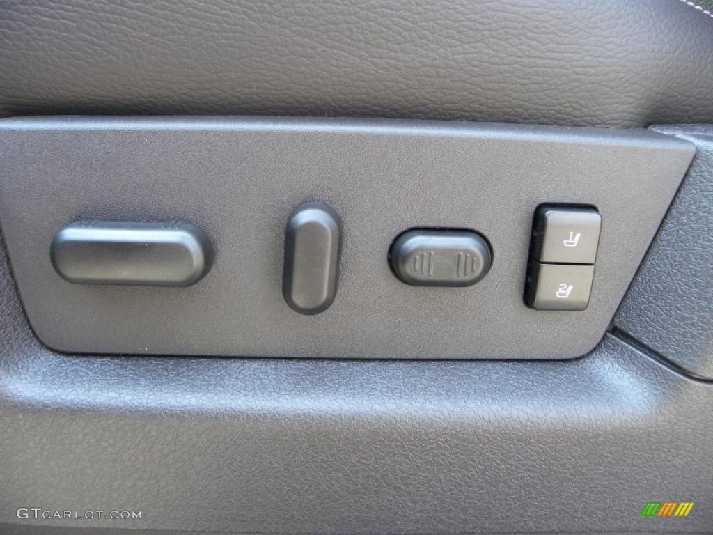 2010 F150 Lariat SuperCrew - Dark Blue Pearl Metallic / Black photo #32